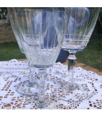 Ensemble de 12 verres avec décanteur de vin